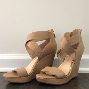 JESSICA SIMPSON | Nude Wedge Heel